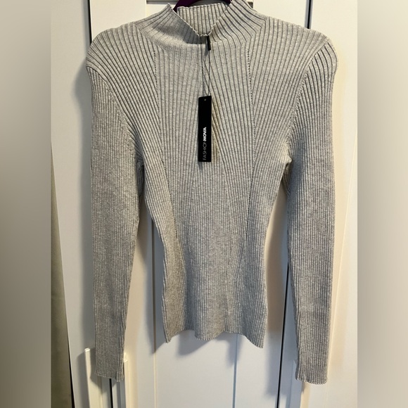 Grey Knit Sweater - Picture 1 of 1